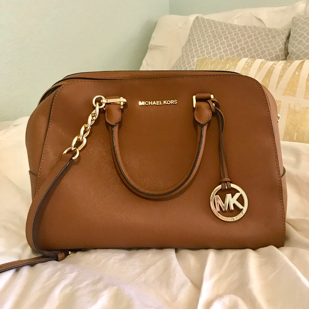 Michael Kors purse 👜